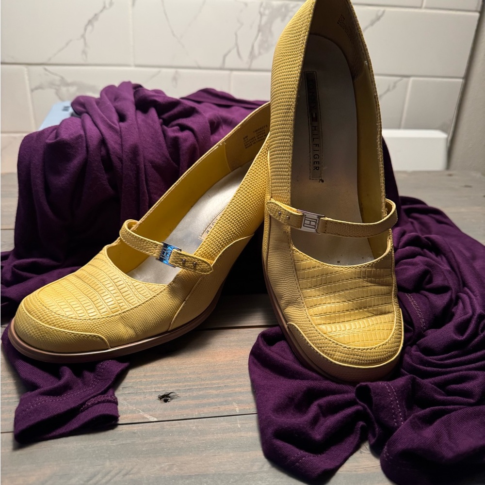 Tommy Hilfinger yellow leather Mary Jane’s